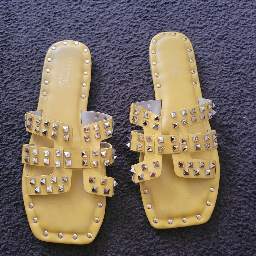 Yellow/Gold Studded Slide Sandals